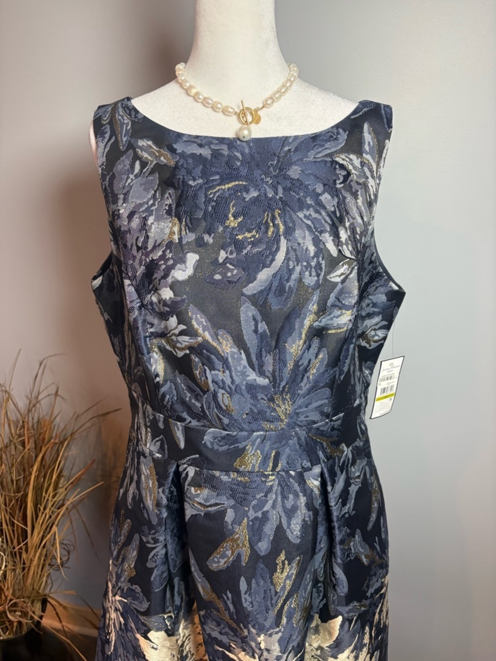 NWT Jessica Howard Navy Gold Floral Dress Size 14 Fit & Flare - Picture 2 of 13